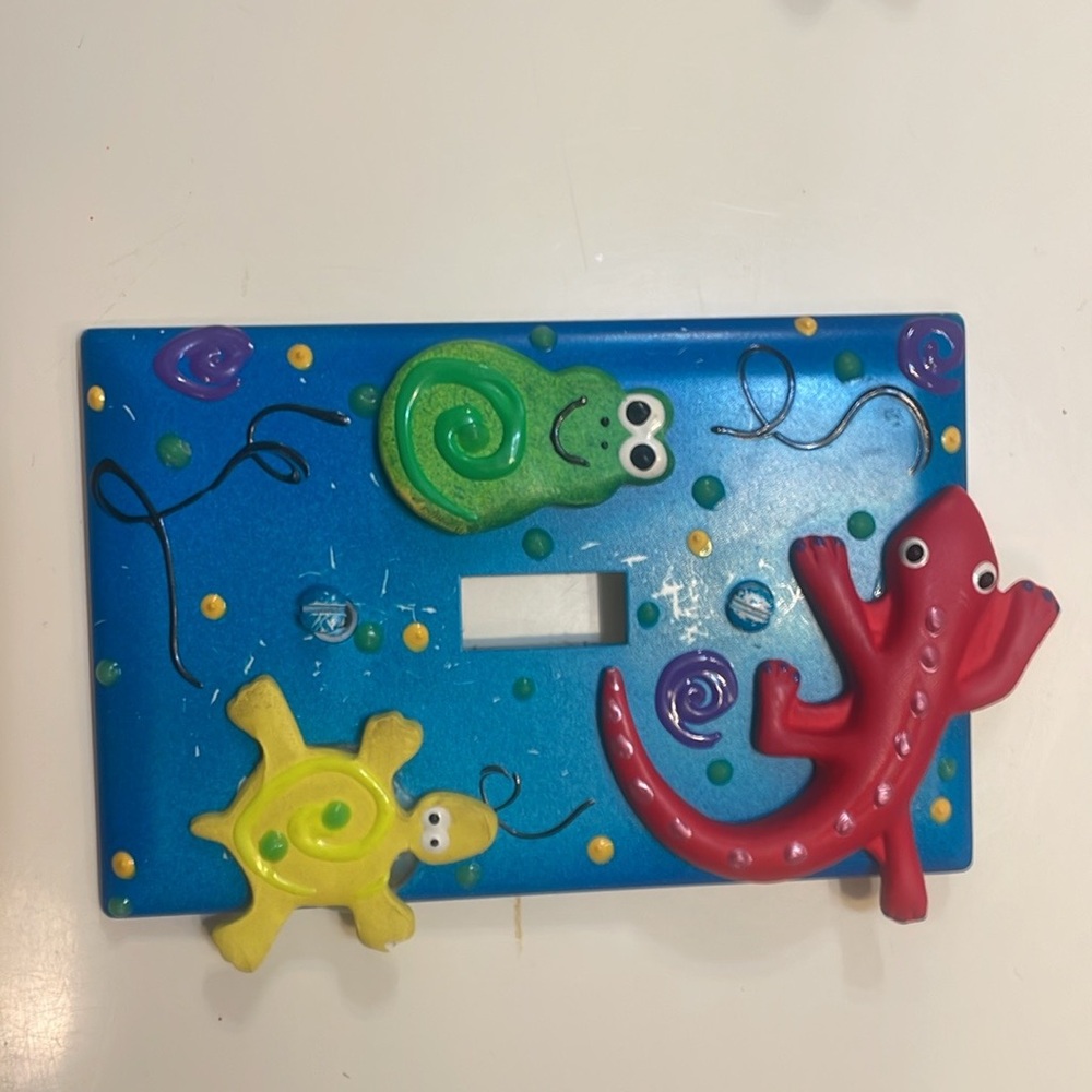 Set of 4 Children’s decorative light switch plates 🍄🌈🐠🐙